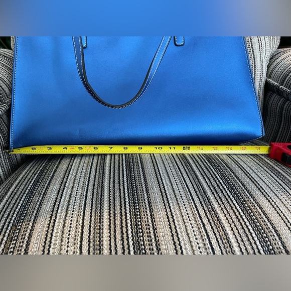 Electric blue leather tote bag! - Picture 9 of 9